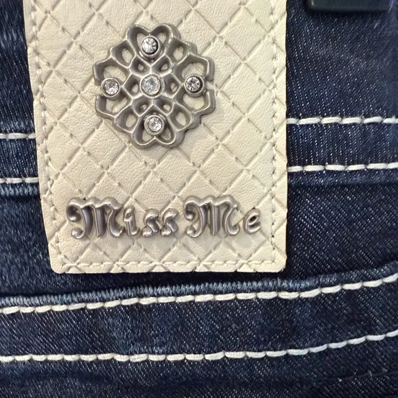 Miss Me - Dark Wash Boot Cut Jeans - 31/32 - Picture 6 of 7